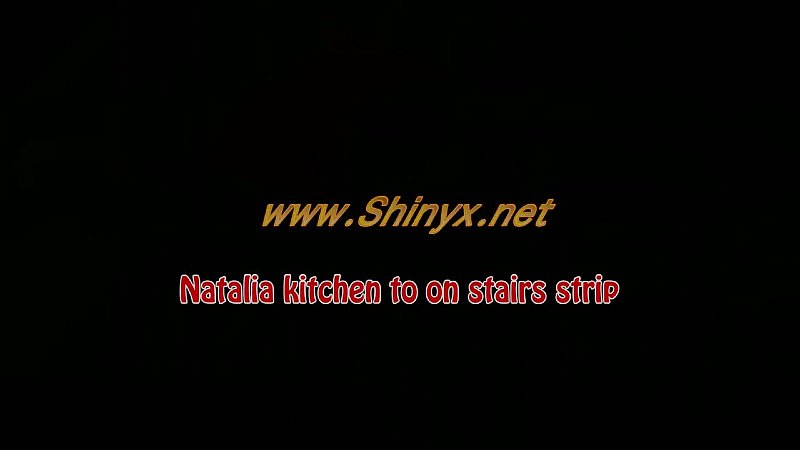 Natalia_StairsStrip_01.jpg