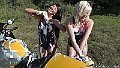 Jodie_Sophie_Bikewash2_08